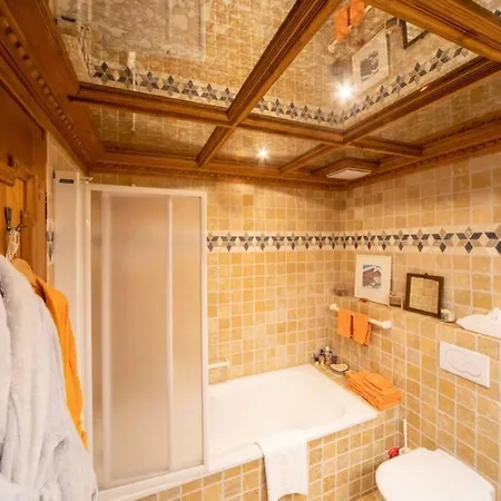Loft Fuer 4 Pers. - Zentral, Luxurioes Und Gemuetlich Klosters